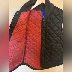 Kit and Ace Women All Day Quilted Vest Primaloft Size M Sleeveless Jacket